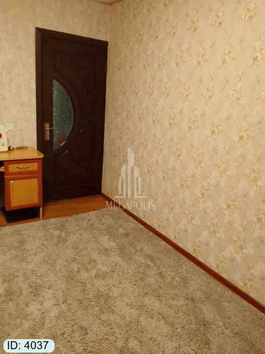 kanechka bozorca yonida 3 xonali uy srochna sotiladi №4037