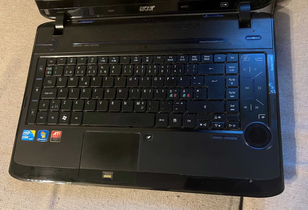 Laptop Acer Aspire 5940G i7 Q720 8GB SSD Radeon HD 4650