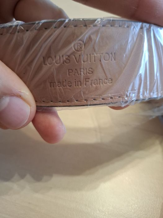 Louis Vuitton колан