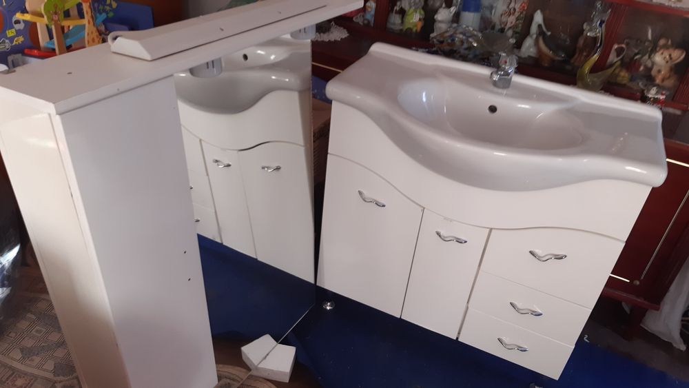 Mobilier baie folosit
