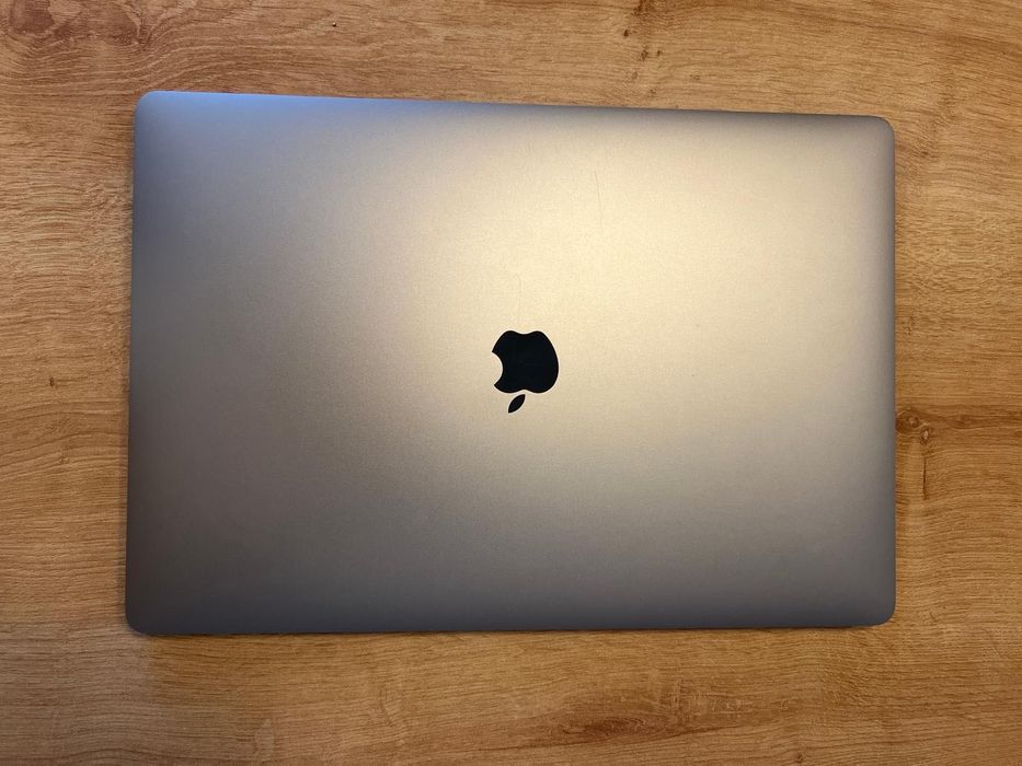 MacBook Pro 16" 2019 16GB 500GBSSD