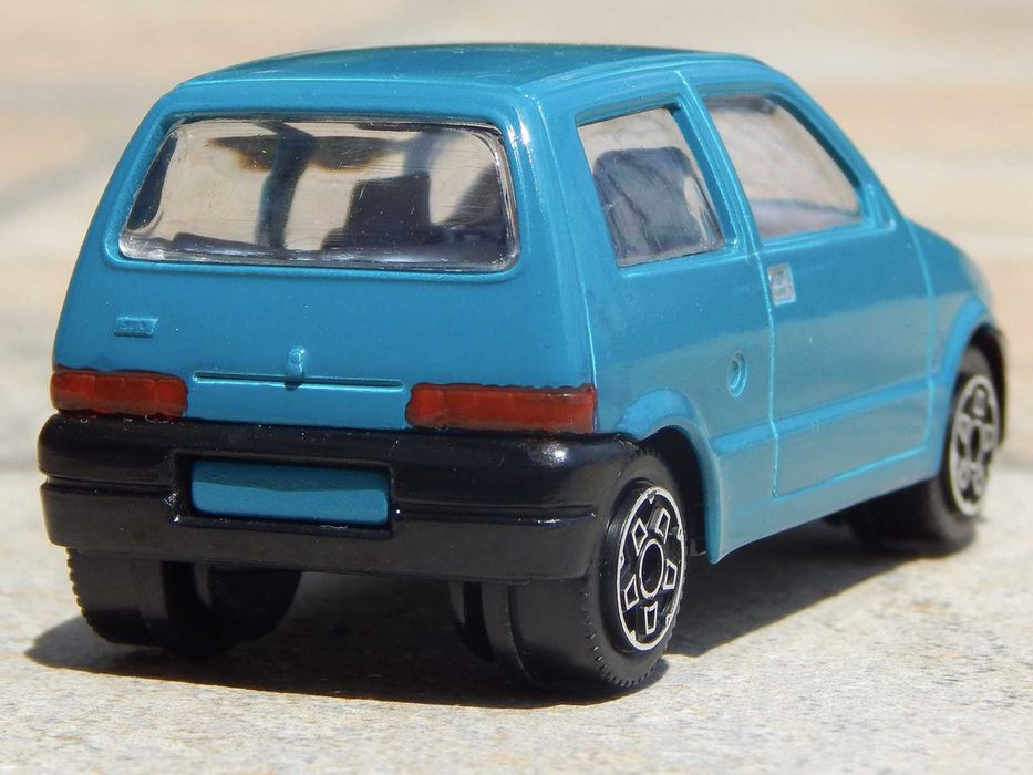 Macheta Fiat Cinquecento 1991 Bburago Italia scara 1:43