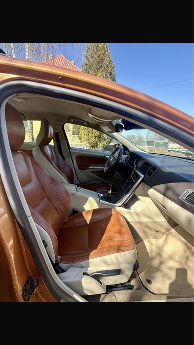 Volvo s60 / 1.6 tdi 115 cp 6 viteze / deosebita