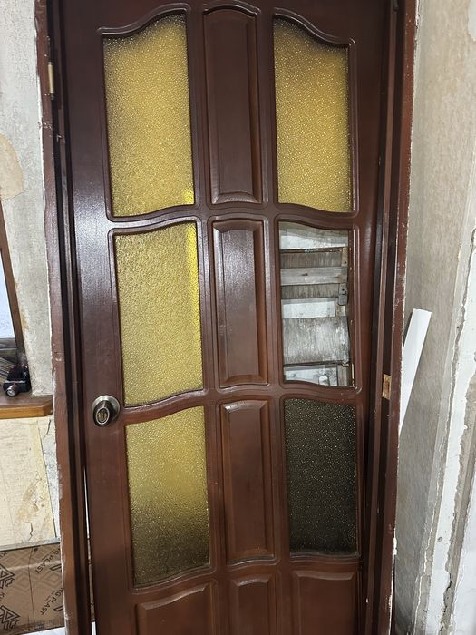 Продам межкомнатную дверь