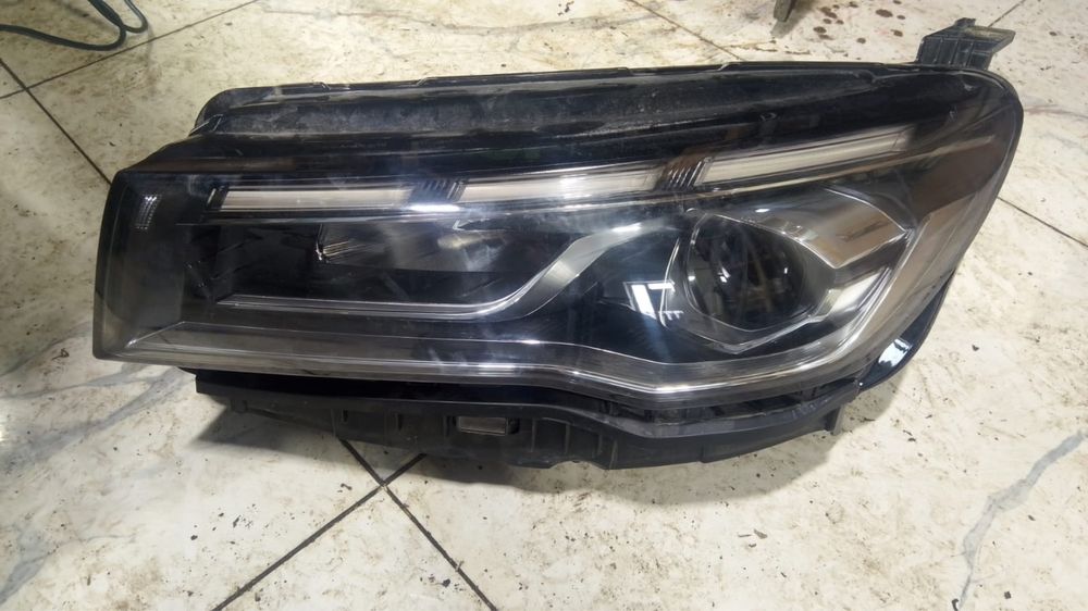 фара Gelly Emegrand