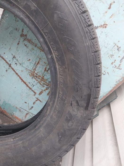 Продается зимние шины на газель