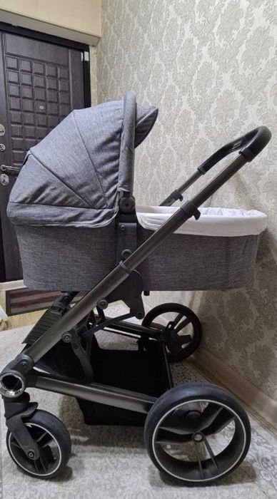 Продам Коляску Teknum BT-701 2в 1