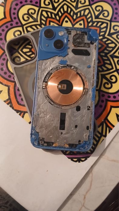 Айфон 13 сатам или обмен