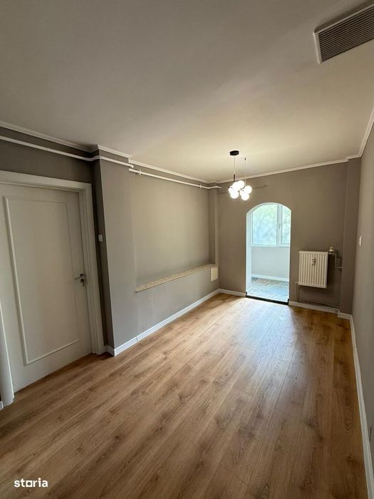 Apartament decomandat, două camere, parter, Brazda-Liceul Pedagogic