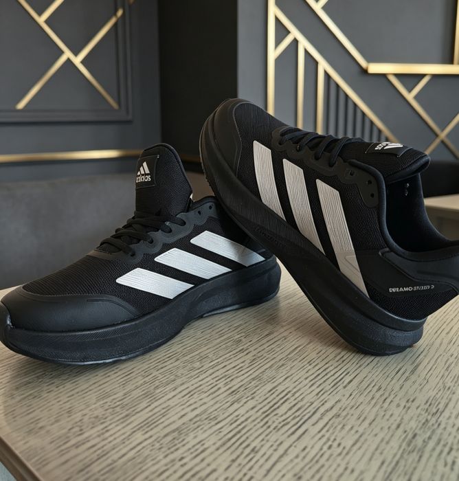 Adidas маратонки