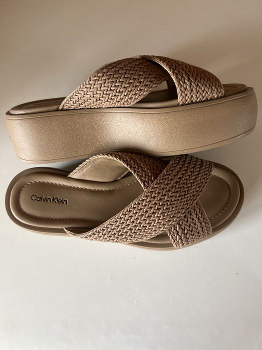 Чехли Calvin Klein