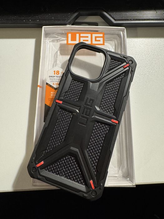 Husa iPhone 13 Pro Max UAG Monarch