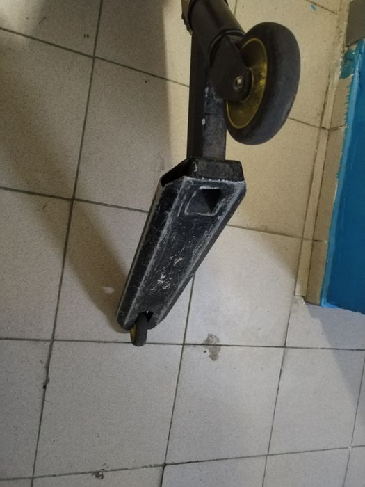 Продам Самокат в неплохом состоянии