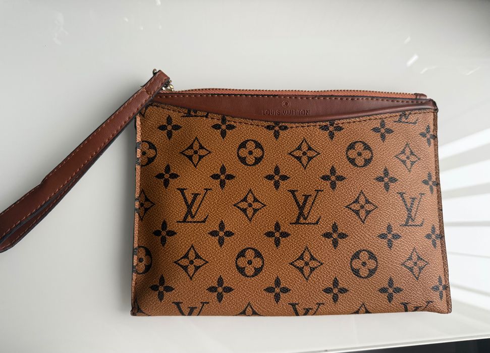 Портмоне или клъч