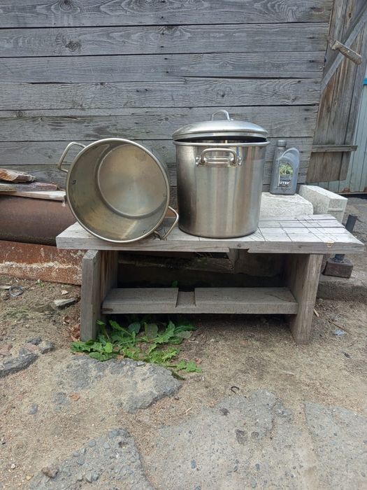 Продам кастрюли 2 шт.