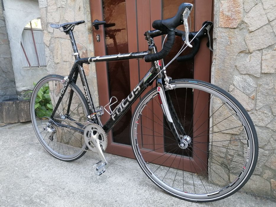 Шосеен FOCUS Carbon, Shimano Ultegra 2 * 10