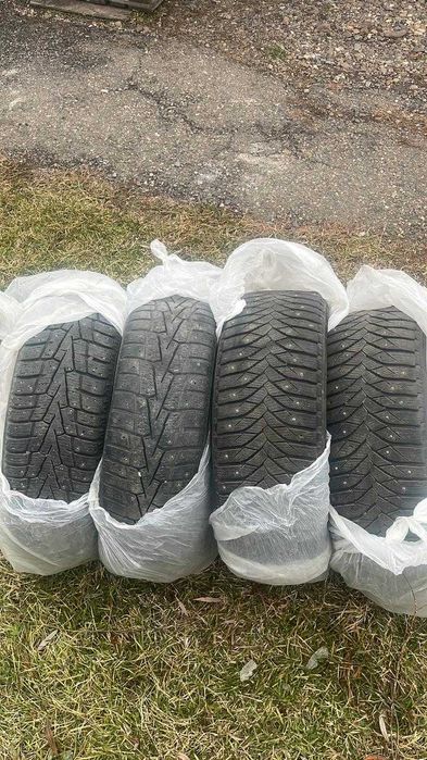 Продам срочно шины для машины