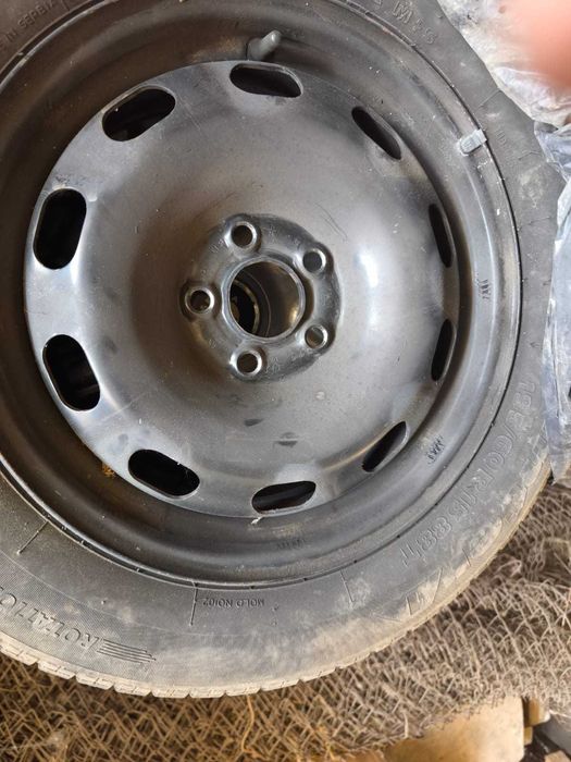 Jante otel cu cauciucuri iarna Skoda Rapid