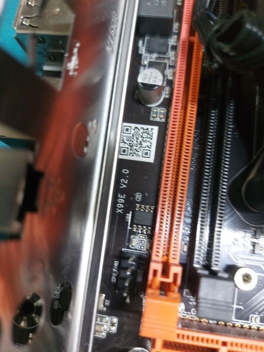 Продам комплект X99+Xeon E5 2680v4