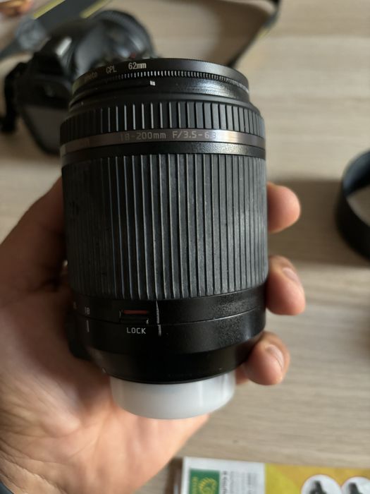 Nikon D3200 + 2 обектива