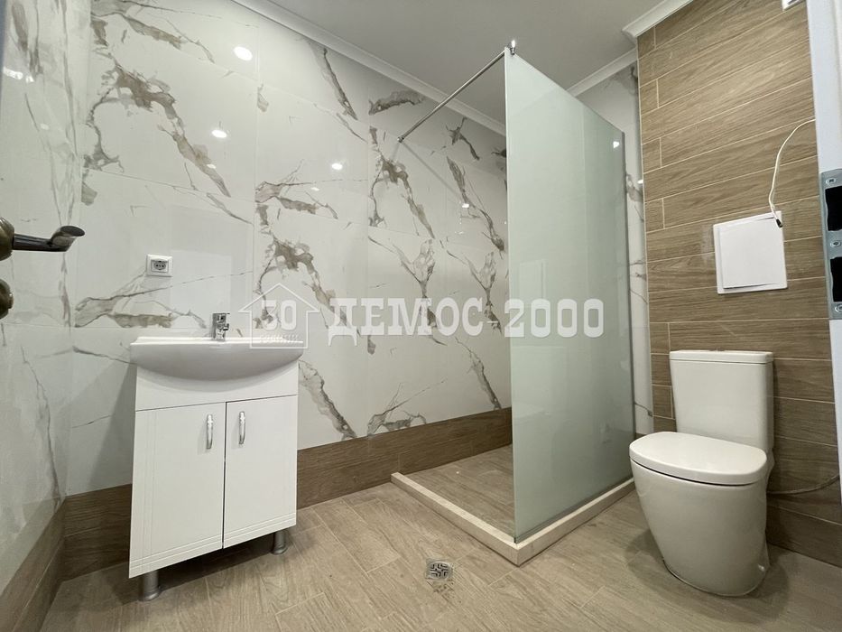 Продава се Двустаен апартамент в к.к. Св.Св. Константин и Елена - 75 кв.м за 2639 €/кв.м - Снимка #4