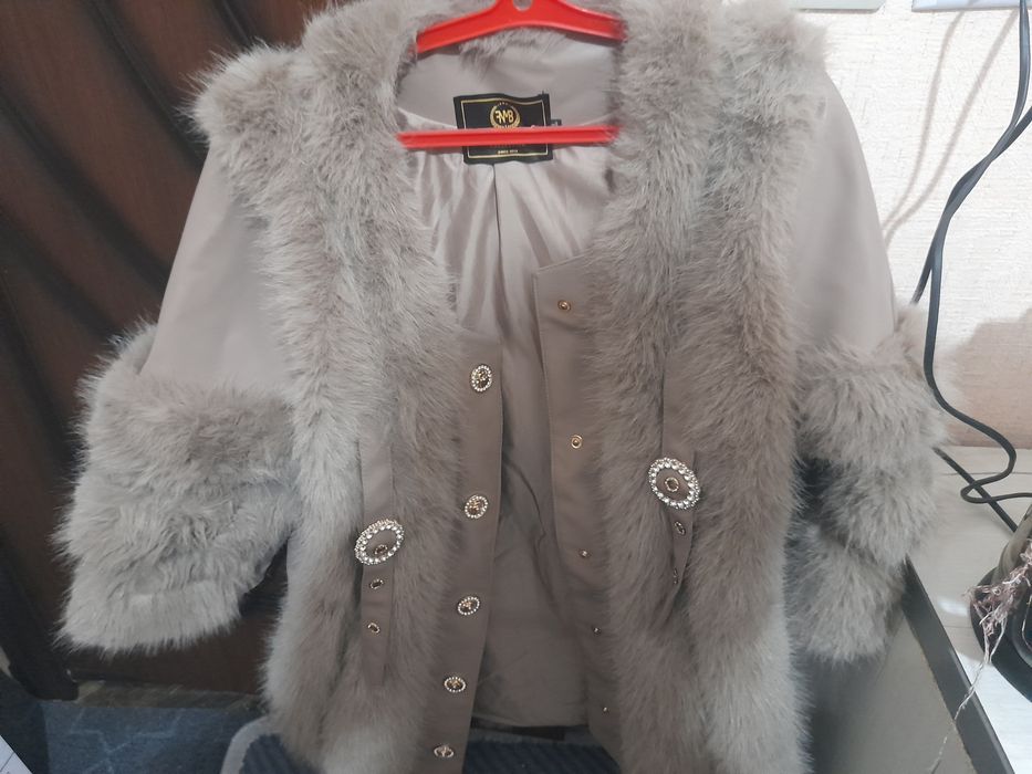 Срочно продается! Шуба.сотилади дубленка йенги йечилади.