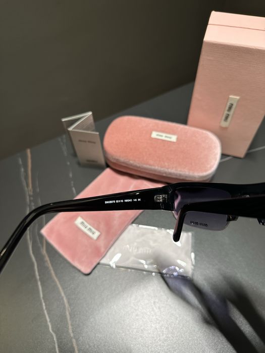 Слънчеви очила Miu Miu