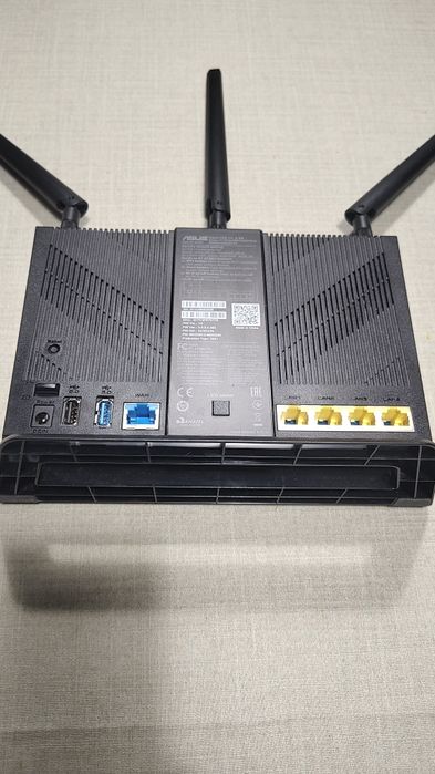 Router Asus RT-AC68U