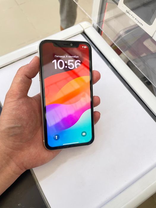Айфон 11 64г белый обмен с21