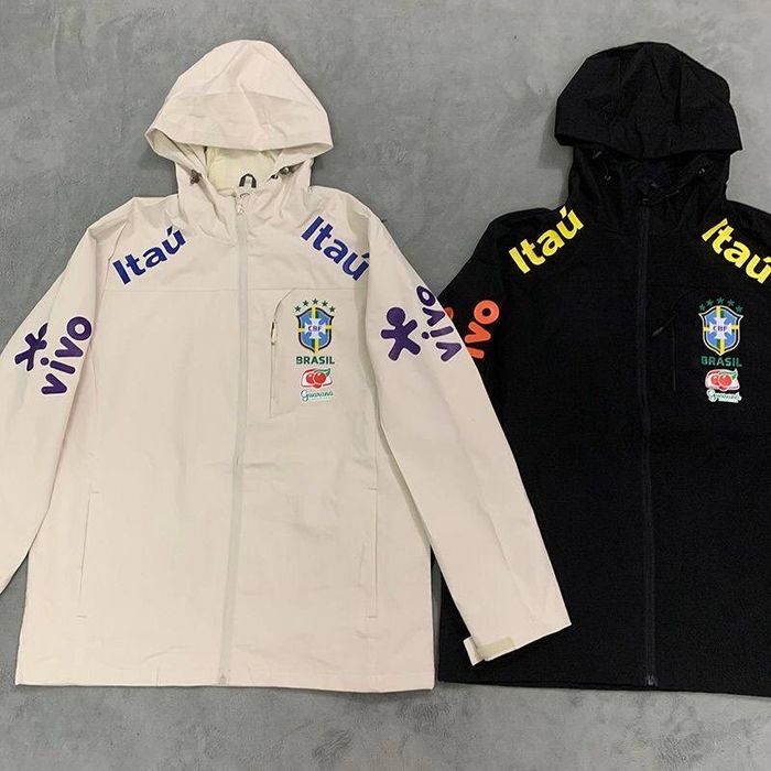 Дождевик сборной Бразилии