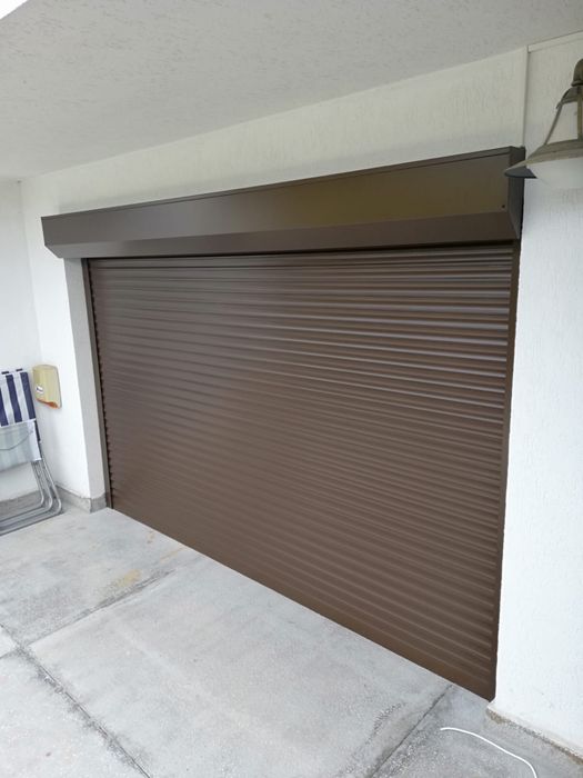 Producator Usi de garaj