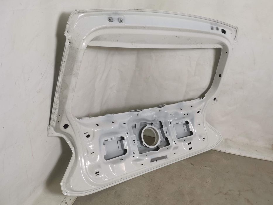 Хаион Капак Багажник Фолксваген VW Поло 6 AW/BZ Оригинален Повреден Vo