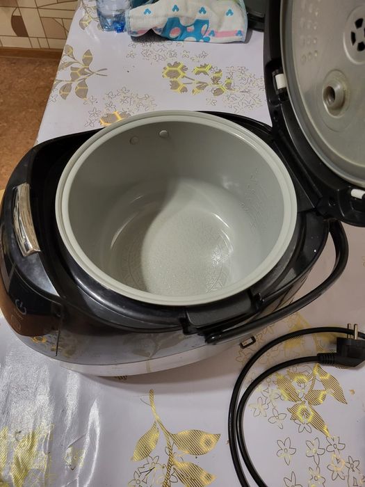 Мультиварка polaris