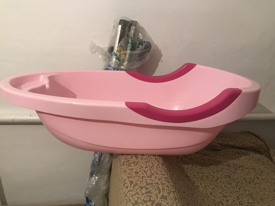 Детская ванночка - 1000тг.