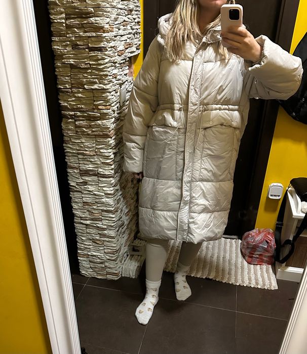 Капитонирано палто с качулка