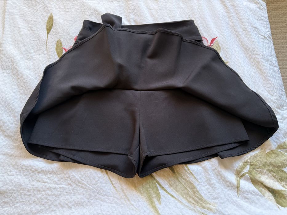 Fusta pantalon marimea XS/34
