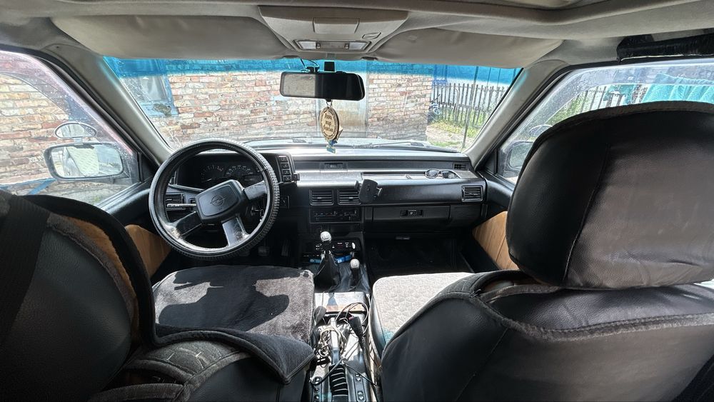 Опел Фронтера леховышка