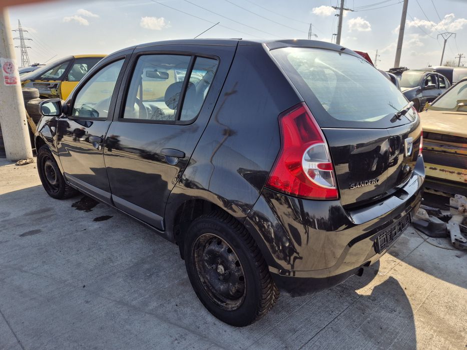Dezmembram  Dacia Sandero 2010 1.2 16v Manual D4F