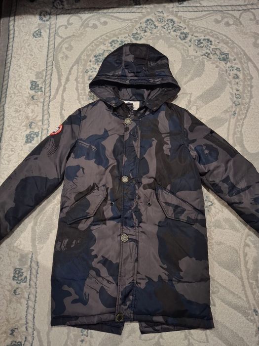 Продам куртку мальчиковую