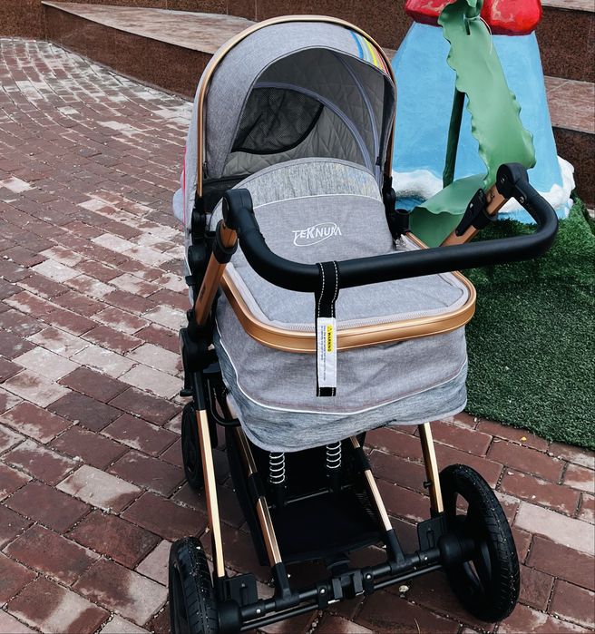 Продам коляску детскую