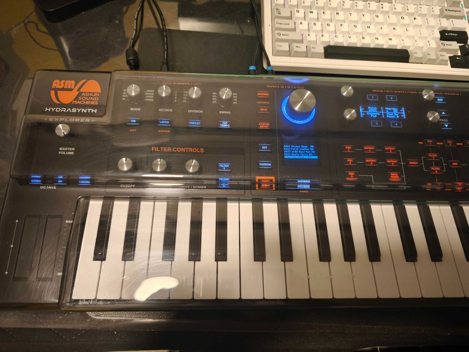 Sintetizator ASM Hydrasynth Explorer