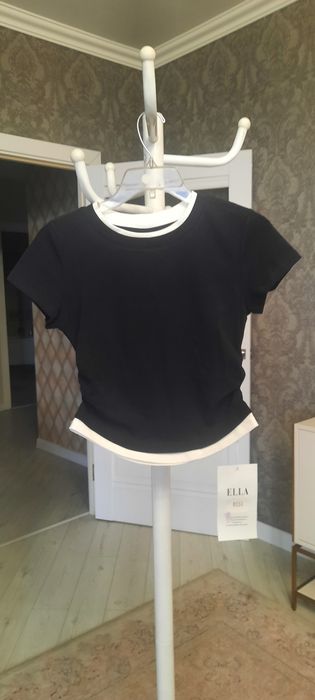 Лонгслив и кроп топы