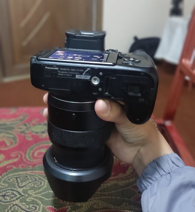 Panasonic LUMIX DMS-FZ 1000