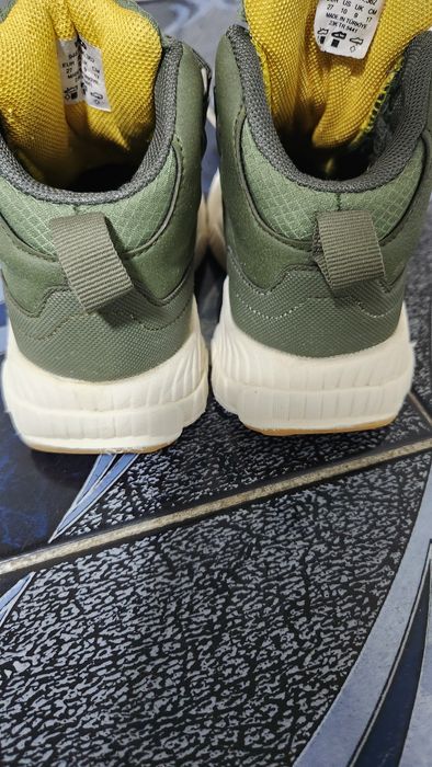 Обувь от бренда VICCO