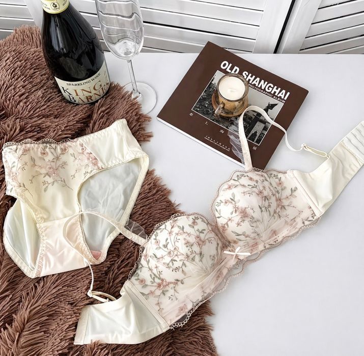 Трусы, слипы, боди, белье разгого типа