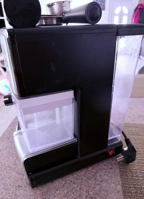 Expressor Breville PrimaLatte 15 bar