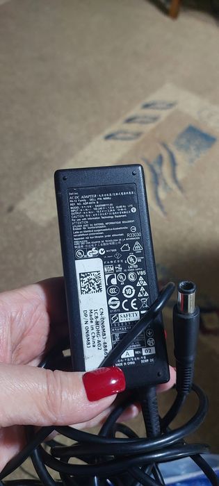 Блок питания для ноутбука