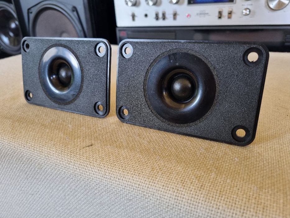 Set Tweetere Revox. 4 ohms, 50 watts, 12x7,5 cm. Perfecta stare