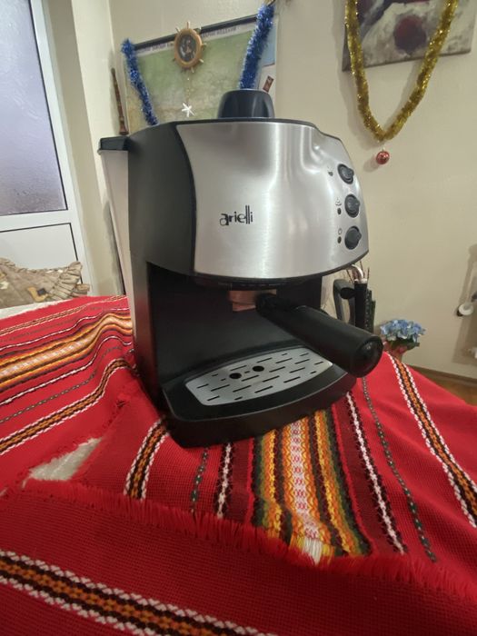 Кафе машина Арели