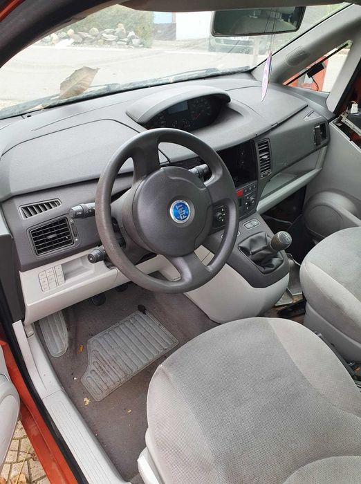 Vand piese Fiat Idea